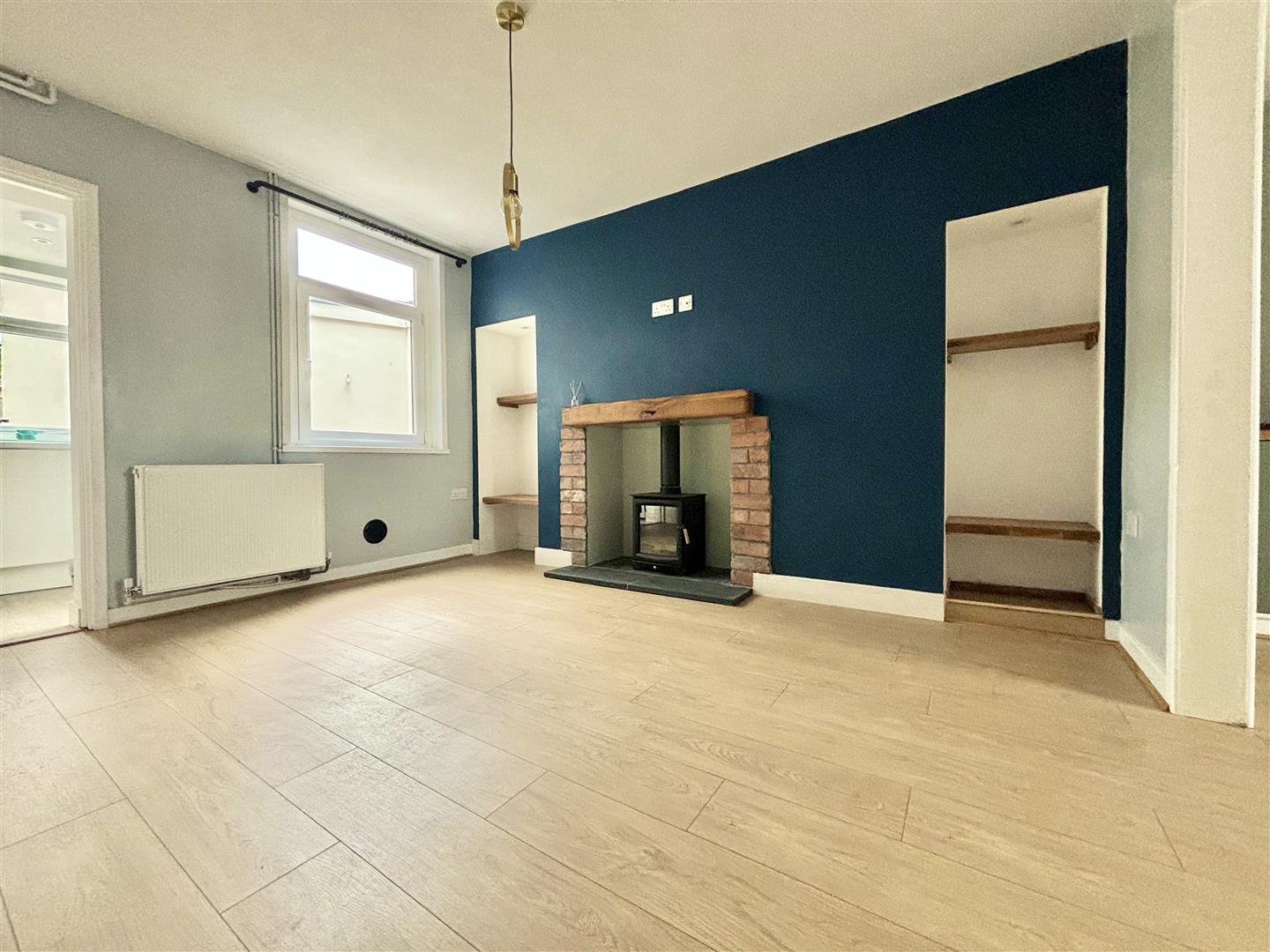 Bellevue, Penclawdd, Swansea, SA4 3YE